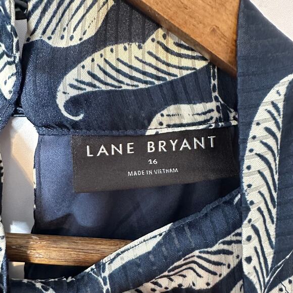 Lane Bryant Twist Mock Neck Blue Leaf Cutout Layered Blouse Plus Size 16 - Picture 5 of 10